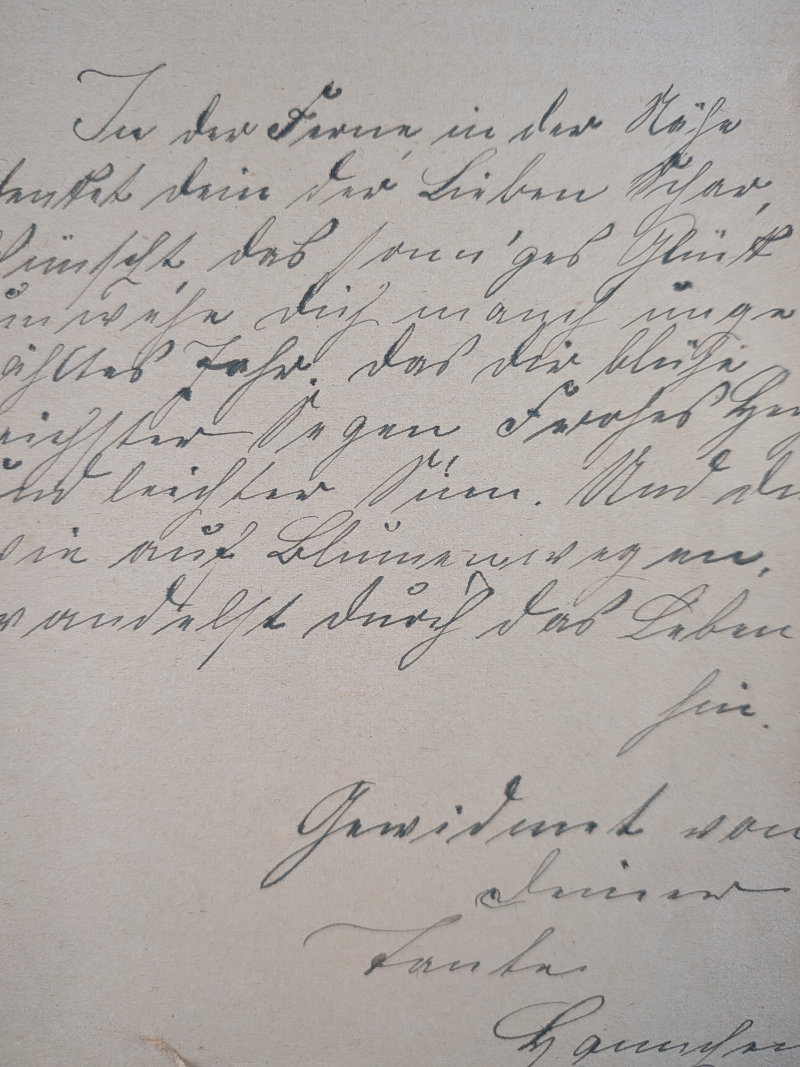 So nicht: am rechten und linken Rand wurde Text abgeschnitten